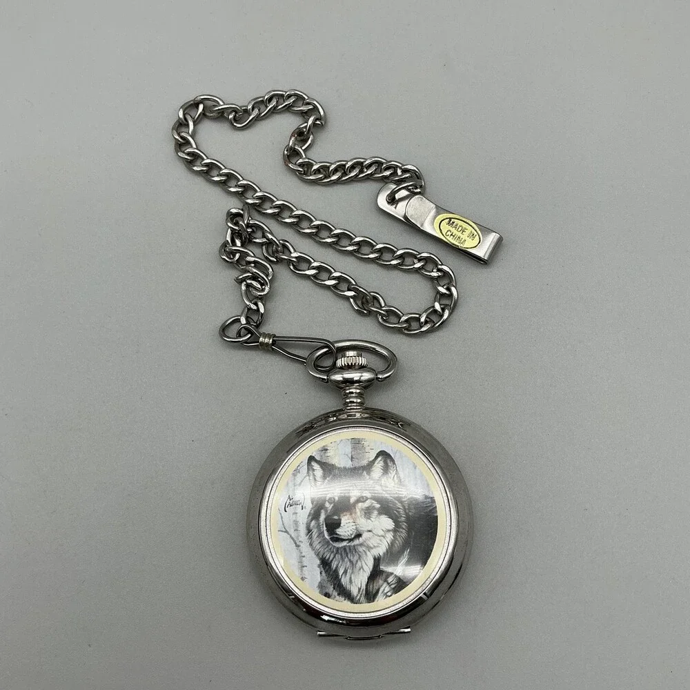 Al Agnew Pocket Watch Men 47mm Silver Tone Wolf Art Full Hunter Chain